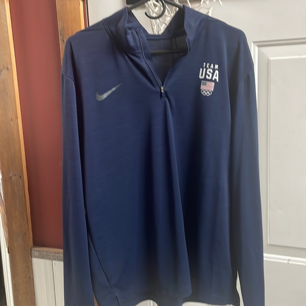 Men’s Large Nike Dri-Fit Team USA lightweight 1/4 Zip